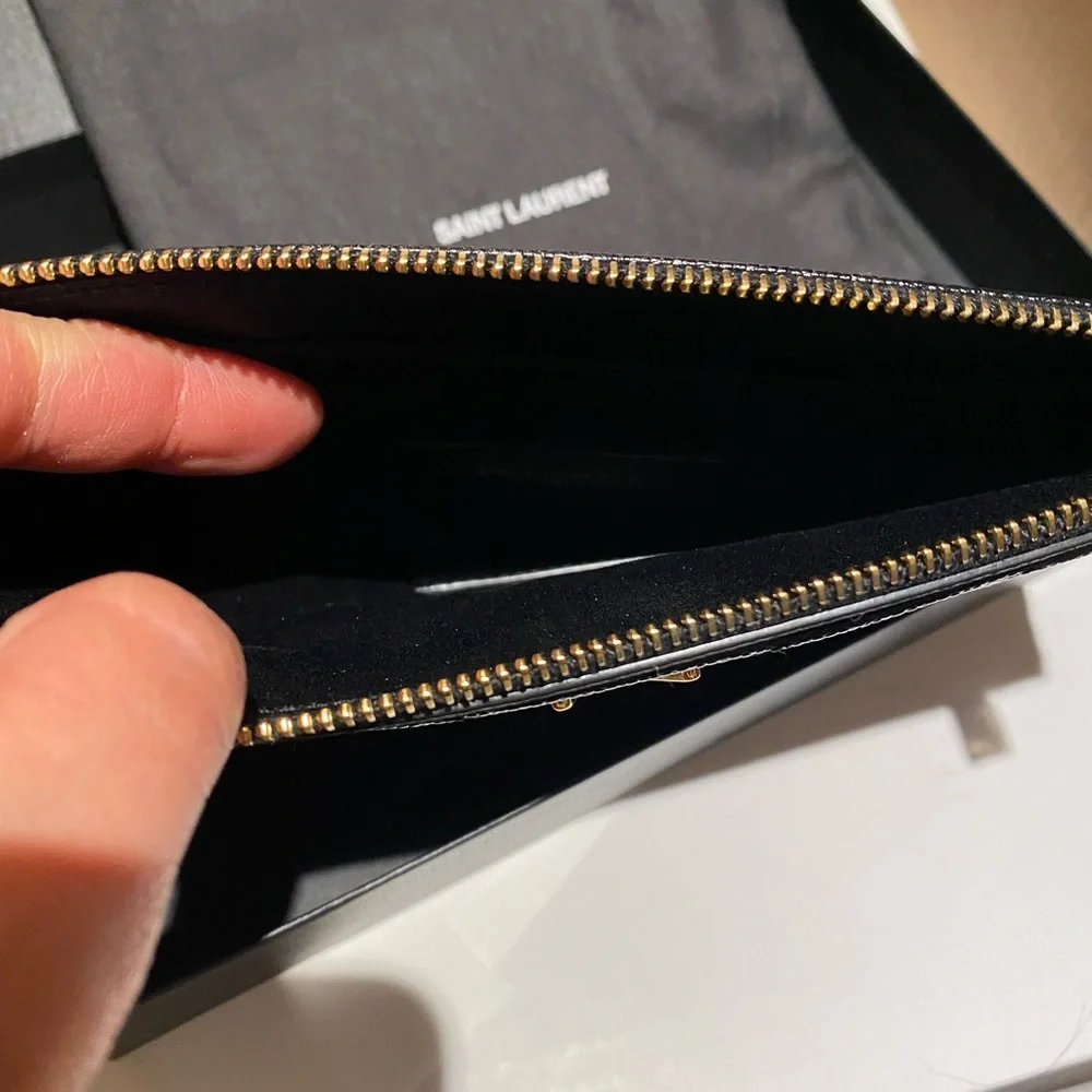 Yves Saint Laurent Black Quilted Leather Wristlet with Gold YSL Logo - Picture 4 of 8